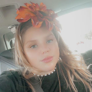 Meet your Posher, Ava